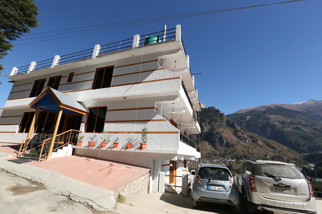 Hotel Ridge View Manāli Exteriör bild